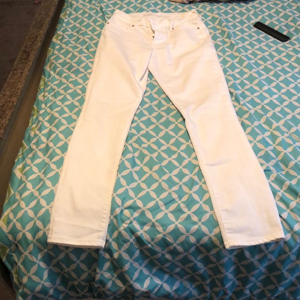 white pants
